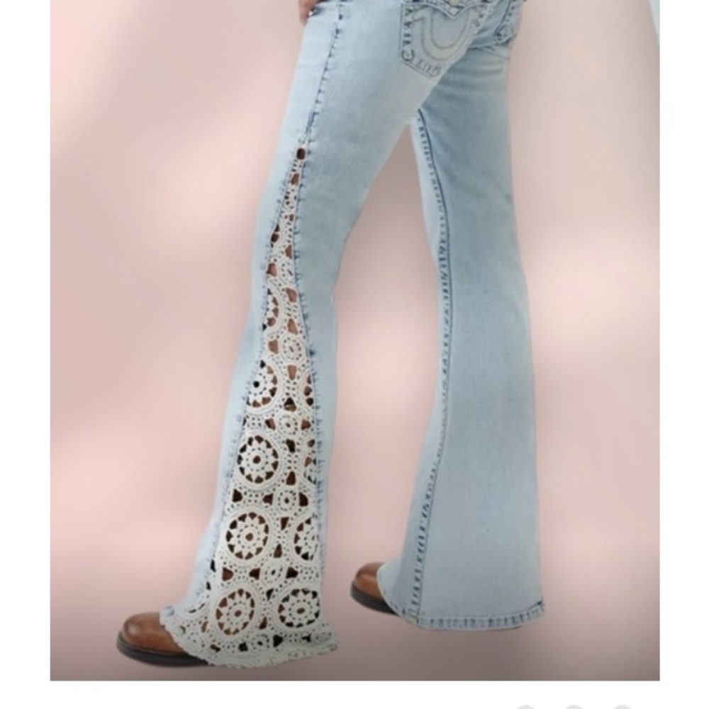 True Religion Light Wash , Low Rise, Crochet ,Joey Flare Jeans - Picture 2 of 13